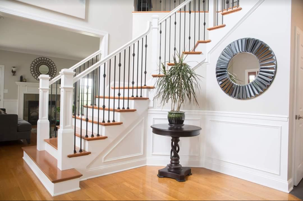 Choosing Wood Or Metal Balusters For Your Staircase